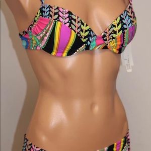 TRINA TURK 2 piece bikini in Garden Paisley Size 4